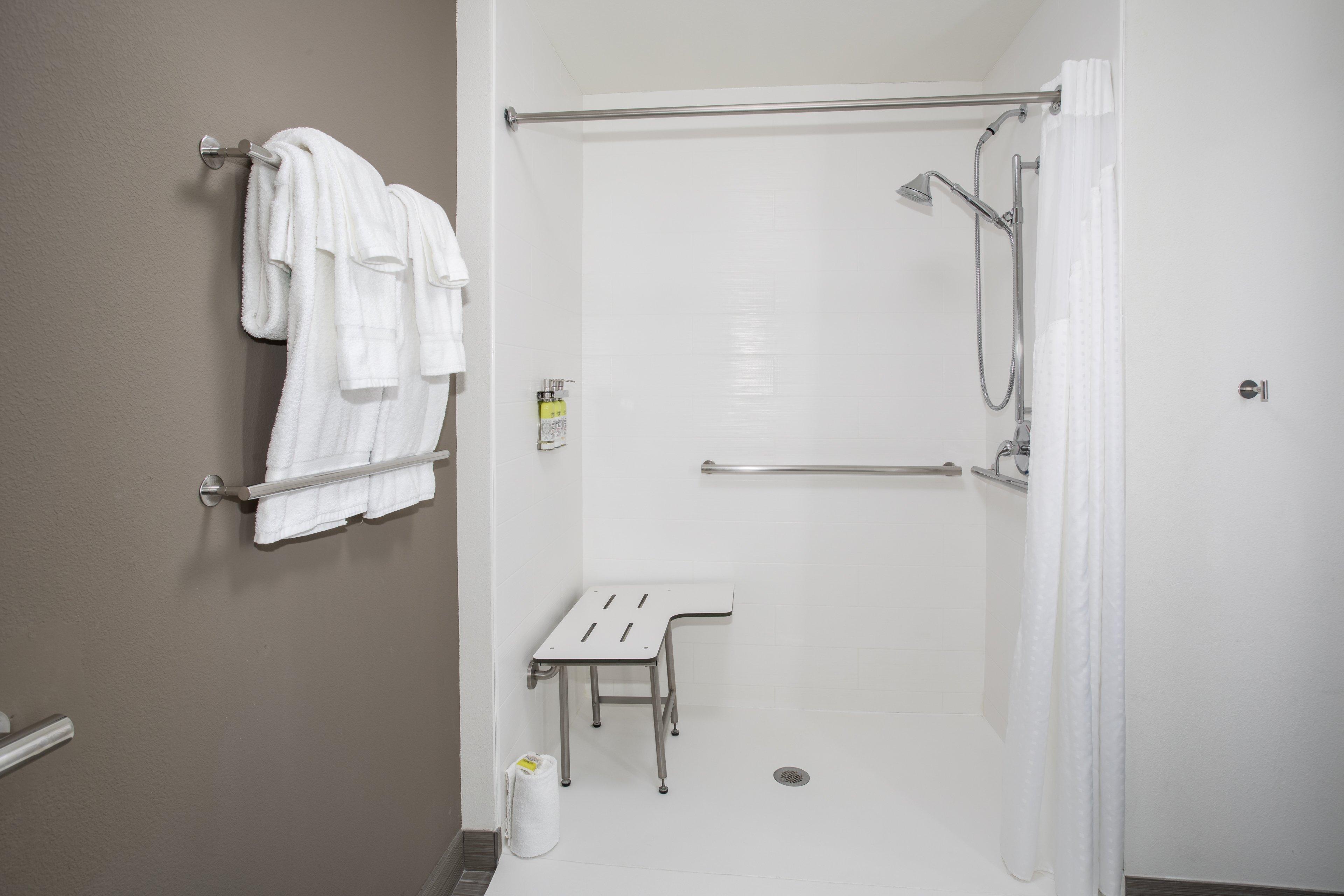 Holiday Inn Express & Suites Great Bend By Ihg Eksteriør bilde